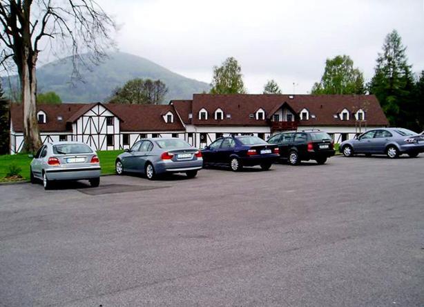 Restaurace A Penzion Ceska Hospoda Heřmanice المظهر الخارجي الصورة
